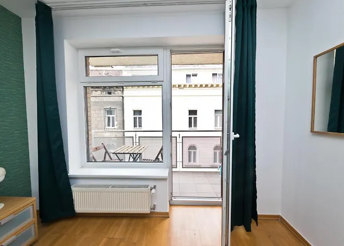 Paulay Opera Apartment